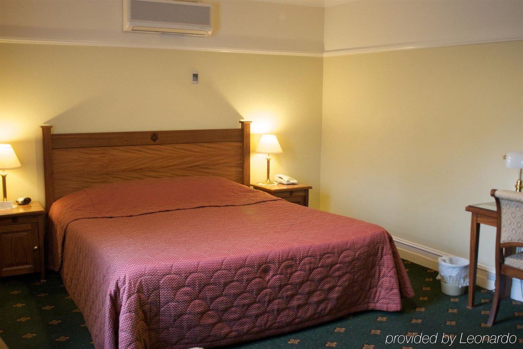 Brassey Hotel - Managed By Doma Hotels Канбера Екстериор снимка